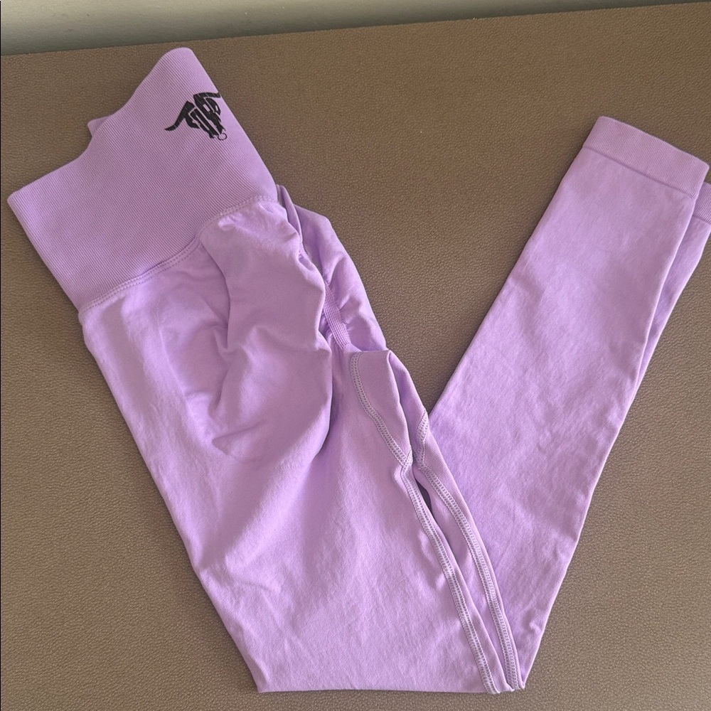 Lavender High-Waisted Leggings